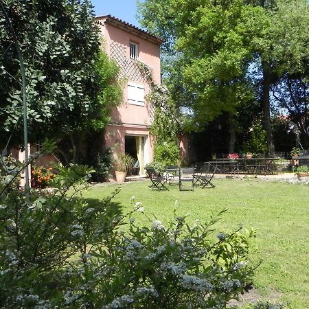 B&B Le Clos Des Vignes Saint Raphael Kültér fotó